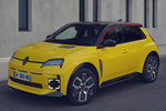 Renault 5 E-Tech 110 kW (150 CV) 52 kWh iconic Cinq Turismo Amarillo Pop! con Techo Negro Exterior Frontal-Lateral 5 puertas