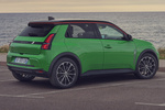 Renault 5 E-Tech 110 kW (150 CV) 52 kWh techno Turismo Verde Pop! con Techo Negro Exterior Posterior-Lateral 5 puertas