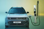 Renault 4 techno techno Todo terreno Azul Cielo Exterior Toma de recarga 5 puertas