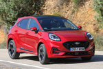 Ford Puma 1.0 EcoBoost mHEV 125 CV Powershift ST-Line X Todo terreno Rojo Fantastic Exterior Lateral-Frontal 5 puertas