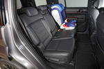 Hyundai Santa Fe 1.6 T-GDi HEV 215 CV 4x4 Calligraphy Todo terreno Interior Silla infantil 5 puertas