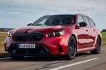 BMW Serie 5 M5 Touring M5 Touring Turismo familiar Dragon Fire Red Exterior Frontal-Lateral 5 puertas