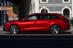 SEAT Le&oacute;n eHybrid FR eHybrid Sportstourer Turismo familiar Rojo Deseo Exterior Lateral 5 puertas