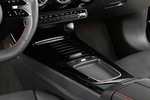 Mercedes-Benz CLA CLA 200 d Coup&eacute; AMG Line Coup&eacute; Turismo Interior Consola Central 4 puertas