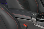 Mercedes-Benz CLA CLA 200 d Coup&eacute; AMG Line Coup&eacute; Turismo Interior Reposabrazos 4 puertas