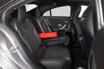 Mercedes-Benz CLA CLA 200 d Coup&eacute; AMG Line Coup&eacute; Turismo Interior Trampilla de acceso al maletero 4 puertas