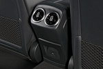 Mercedes-Benz CLA CLA 200 d Coup&eacute; AMG Line Coup&eacute; Turismo Interior Consola Central 4 puertas