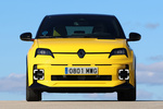 Renault 5 E-Tech 110 kW (150 CV) 52 kWh iconic Cinq Turismo Amarillo Pop! con Techo Negro Exterior Frontal 5 puertas