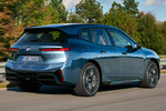 BMW iX iX xDrive60 iX xDrive60 Todo terreno Azul Arctic Race metalizado Exterior Posterior-Lateral 5 puertas