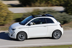 Fiat 500 500e Cabrio 87 kW (118 CV) 500e Cabrio Descapotable Blanco Ice Exterior Cenital-Lateral 2 puertas