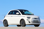Fiat 500 500e Cabrio 87 kW (118 CV) 500e Cabrio Descapotable Blanco Ice Exterior Lateral-Frontal 2 puertas