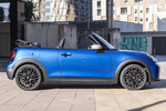 MINI MINI Cooper S Cabrio Cooper S Favoured Cabrio Descapotable Icy Sunshine Blue Exterior Lateral 3 puertas