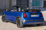 MINI MINI Cooper S Cabrio Cooper S Favoured Cabrio Descapotable Icy Sunshine Blue Exterior Lateral-Posterior 3 puertas