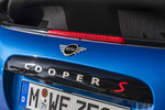 MINI MINI Cooper S Cabrio Cooper S Favoured Cabrio Descapotable Icy Sunshine Blue Exterior Detalle 3 puertas