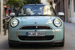 MINI MINI Cooper S Cabrio Cooper S Favoured Cabrio Descapotable Ocean Wave Green Exterior Frontal 3 puertas