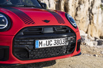 MINI MINI John Cooper Works John Cooper Works Turismo Chili Red con Techo Negro Exterior Frontal 3 puertas