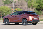 Lexus UX 300h F Sport+ 300h Todo terreno Cooper Petra Bitono Exterior Lateral-Posterior 5 puertas