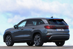 Skoda Kodiaq 1.5 TSI mHEV 150 CV DSG 7 plazas Design MHEV 7 plazas Todo terreno Gris grafito metalizado Exterior Lateral-Posterior 5 puertas