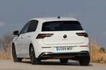 Volkswagen Golf 1.5 eTSI 85 kW (115 CV) DSG 50 Aniversario eTSI Turismo Blanco Puro Exterior Lateral-Posterior 5 puertas