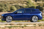 BMW iX M70 xDrive M70 xDrive Todo terreno Tasanitblau Exterior Lateral 5 puertas