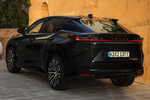 Lexus RZ 500e Luxury Todo terreno Negro Graphite Exterior Lateral-Posterior 5 puertas