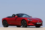 MG Cyberster Dual Motor GT Descapotable Rojo Diamante Exterior Lateral-Frontal 2 puertas