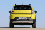 Fiat Grande Panda El&eacute;ctrico 44 kWh La Prima Turismo Amarillo Lim&oacute;n Exterior Posterior 5 puertas