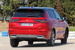 Mitsubishi Outlander PHEV 4WD Kaiteki+ PHEV Todo terreno Rojo Diamante con Techo Negro Exterior Posterior-Lateral 5 puertas