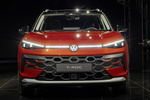 Volkswagen T-Roc Gama T-Roc eTSI Style eTSI Todo terreno Flamed Red Metallic Exterior Frontal 5 puertas