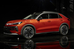 Volkswagen T-Roc Gama T-Roc eTSI Style eTSI Todo terreno Flamed Red Metallic Exterior Frontal-Lateral 5 puertas