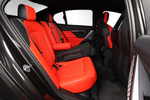 BMW Serie 5 M5 M5 con Cuero Merino Negro/Rojo Turismo Interior Trampilla de acceso al maletero 5 puertas