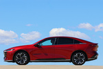 Mazda 6e E-Skyactiv EV Long Range Takumi Plus Turismo Soul Red Crystal Exterior Lateral 5 puertas
