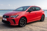 SEAT Ibiza Gama Ibiza FR Turismo Rojo Liminal Exterior Frontal-Lateral 5 puertas