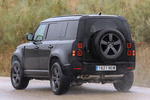 Defender Defender 110 X-Dynamic HSE D250 MHEV 7 plazas 110 X-Dynamic HSE con Extended Black Exterior Pack 7p Todo terreno Carpathian Grey Exterior Lateral-Posterior 5 puertas