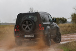 Defender Defender 110 X-Dynamic HSE D250 MHEV 7 plazas 110 X-Dynamic HSE con Extended Black Exterior Pack 7p Todo terreno Carpathian Grey Exterior Posterior-Lateral 5 puertas