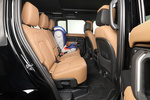 Defender Defender 110 X-Dynamic HSE D250 MHEV 7 plazas 110 X-Dynamic HSE con Asientos de piel Windsor en Caraway/Ebony 7p Todo terreno Interior Silla infantil 5 puertas