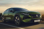 Peugeot 408 e 157 kW (213 CV) e GT Exclusive Turismo Verde Flare Exterior Lateral-Frontal 5 puertas