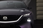 Mazda CX-6e Gama CX-6e Takumi Plus Todo terreno Nightfall Violet Exterior Faro 5 puertas