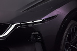 Mazda CX-6e Gama CX-6e Takumi Plus Todo terreno Nightfall Violet Exterior Faro 5 puertas