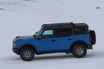 Ford Bronco 2.7 EcoBoost V6 335cv Auto 4x4 inteligente Badlands (sesi&oacute;n Picos de Europa) Todo terreno Azul Velocity Exterior Lateral 5 puertas