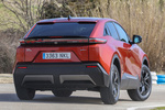 Toyota C-HR+ 230 bater&iacute;a 77 kWh Advance Todo terreno Rojo Persa Exterior Posterior-Lateral 5 puertas