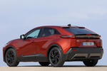 Toyota C-HR+ 230 bater&iacute;a 77 kWh Advance Todo terreno Rojo Persa Exterior Lateral-Posterior 5 puertas