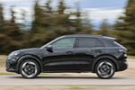Volkswagen T-Roc 1.5 eTSI 110 kW (150 CV) DSG R-Line con Pack Black Style Todo terreno Negro Noche Metalizado Exterior Lateral 5 puertas