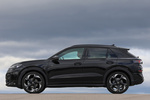 Volkswagen T-Roc 1.5 eTSI 110 kW (150 CV) DSG R-Line con Pack Black Style Todo terreno Negro Noche Metalizado Exterior Lateral 5 puertas