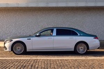 Mercedes-Benz Clase S Maybach 580 Maybach Turismo Opalite White Bright / Verde Silver Metallic Exterior Lateral 4 puertas