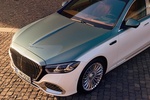 Mercedes-Benz Clase S Maybach 580 Maybach Turismo Opalite White Bright / Verde Silver Metallic Exterior Frontal 4 puertas