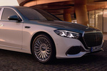 Mercedes-Benz Clase S Maybach 580 Maybach Turismo Opalite White Bright / Verde Silver Metallic Exterior Frontal 4 puertas