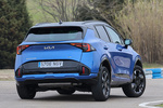 KIA Sportage 1.6 HEV 4x2 239 CV GT-Line HEV Todo terreno Pacific Blue con Techo Pearl Black Exterior Posterior-Lateral 5 puertas