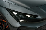 CUPRA Born 240 kW (326 CV) 79 kWh VZ Turismo Dark Forest Exterior Faro 5 puertas