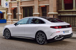 Mercedes-Benz Clase C El&Atilde;&copy;ctrico C 400 4MATIC AMG Line Turismo Opalite White Bright Exterior Lateral-Posterior 4 puertas